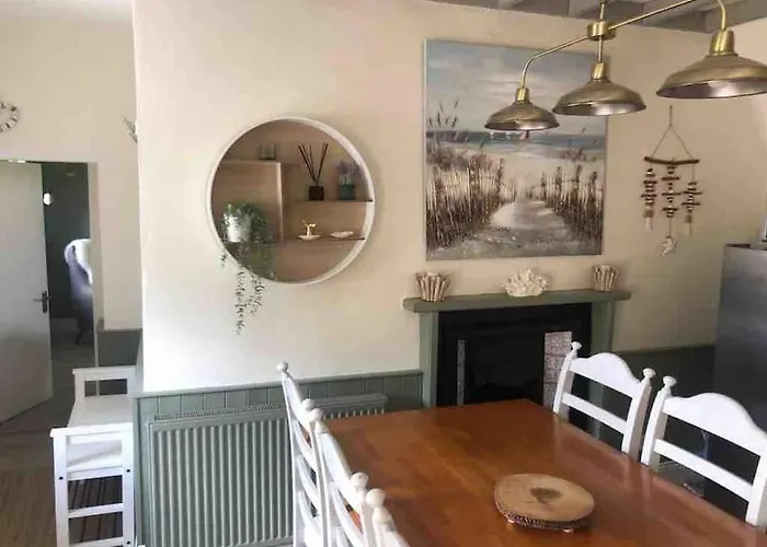 Vakantiehuis The Old Thatch, Lemybrien *