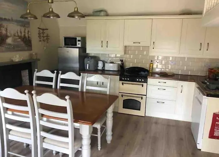 The Old Thatch, Lemybrien * Вотафорд